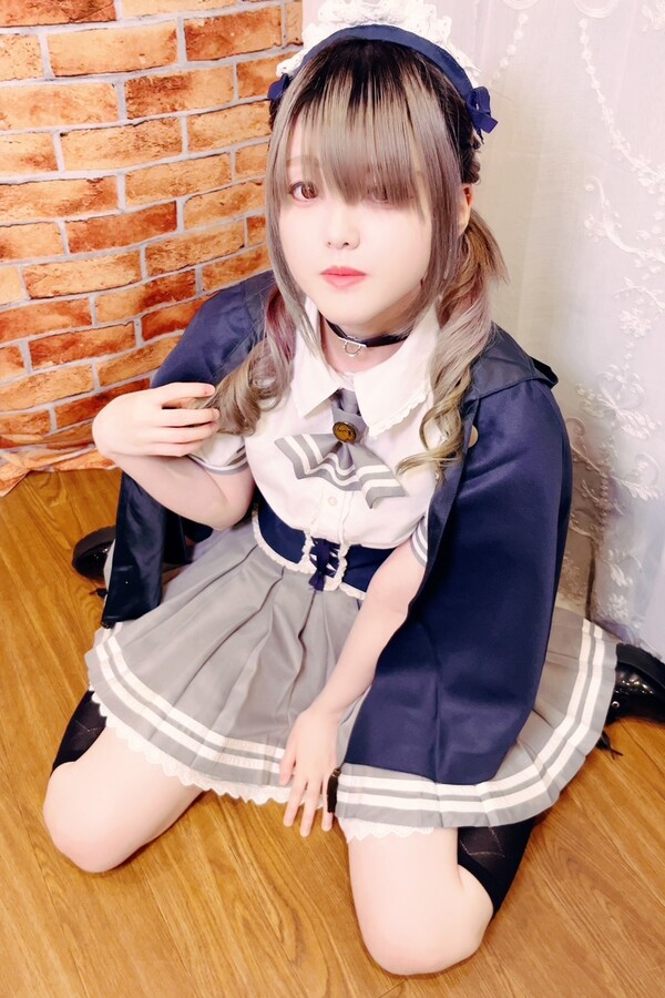 リズ・R・アスター