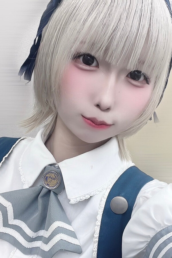 アミュ