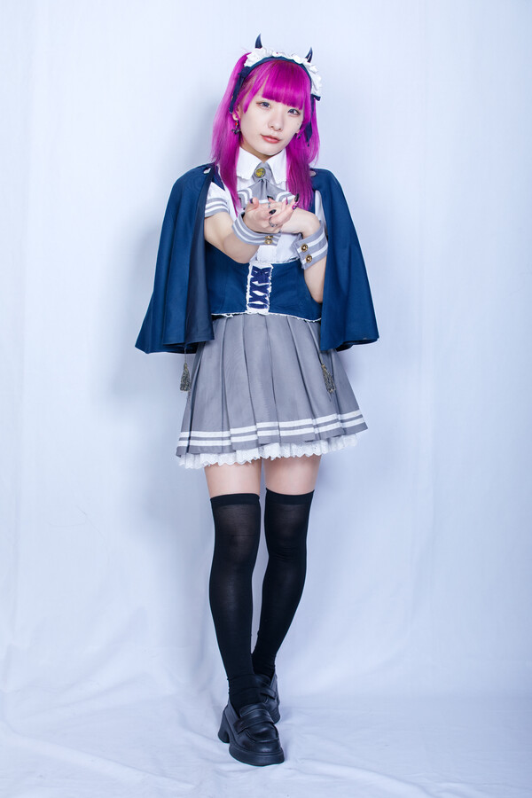 シオン・M・シイナ